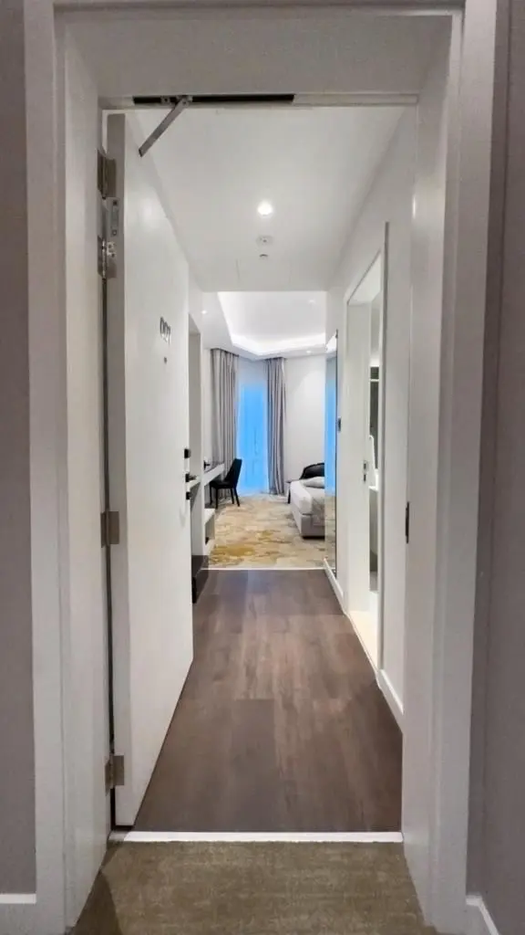 Twin Rooms at eStay