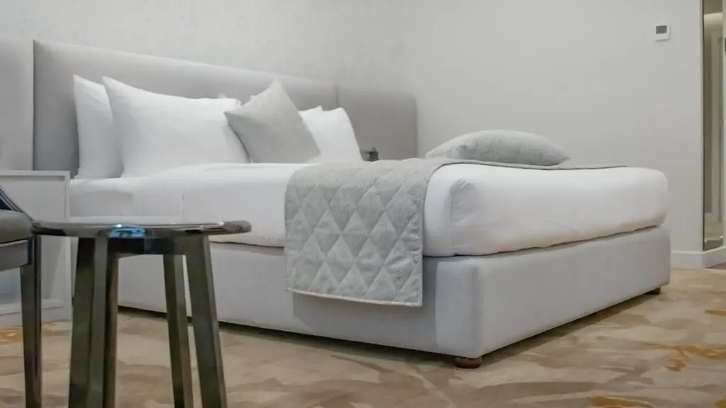 Twin Rooms at eStay